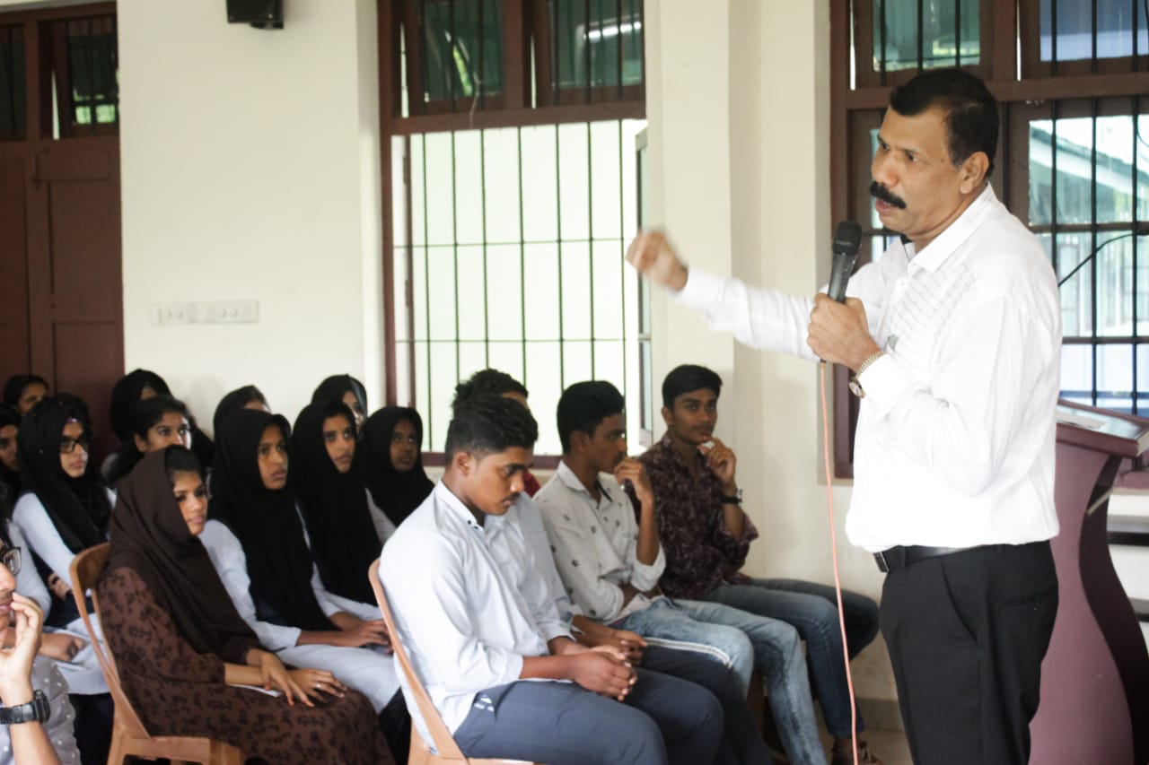 The Freshers of B.Com had a Fine Orientation Day From The Dept. of Commerce